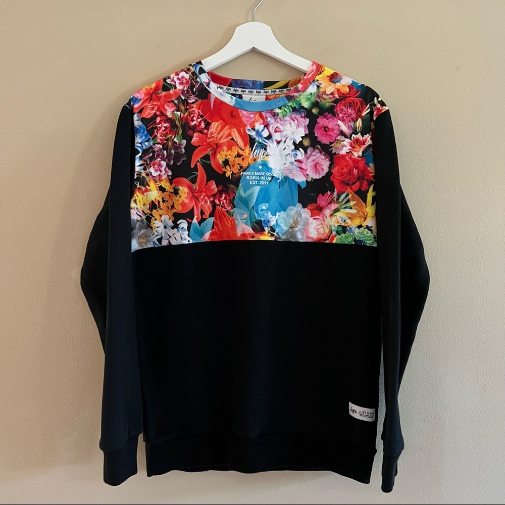 Women’s Just Hype Pullover Floral Black Sweater Sz M